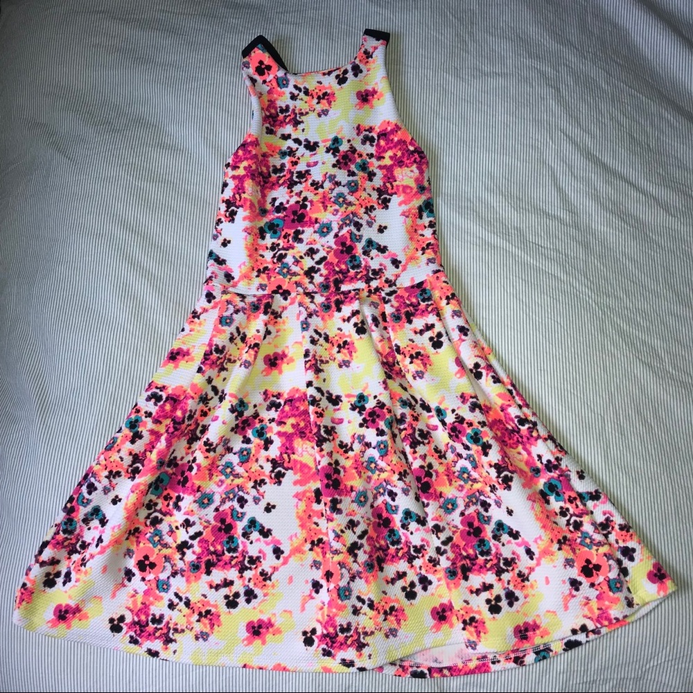 Floral Summer Dress w/ Criss Cross Back